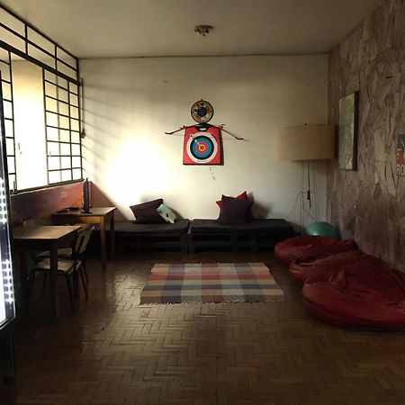 Rock! And Hostel เบโลโอรีซอนชี ภายนอก รูปภาพ