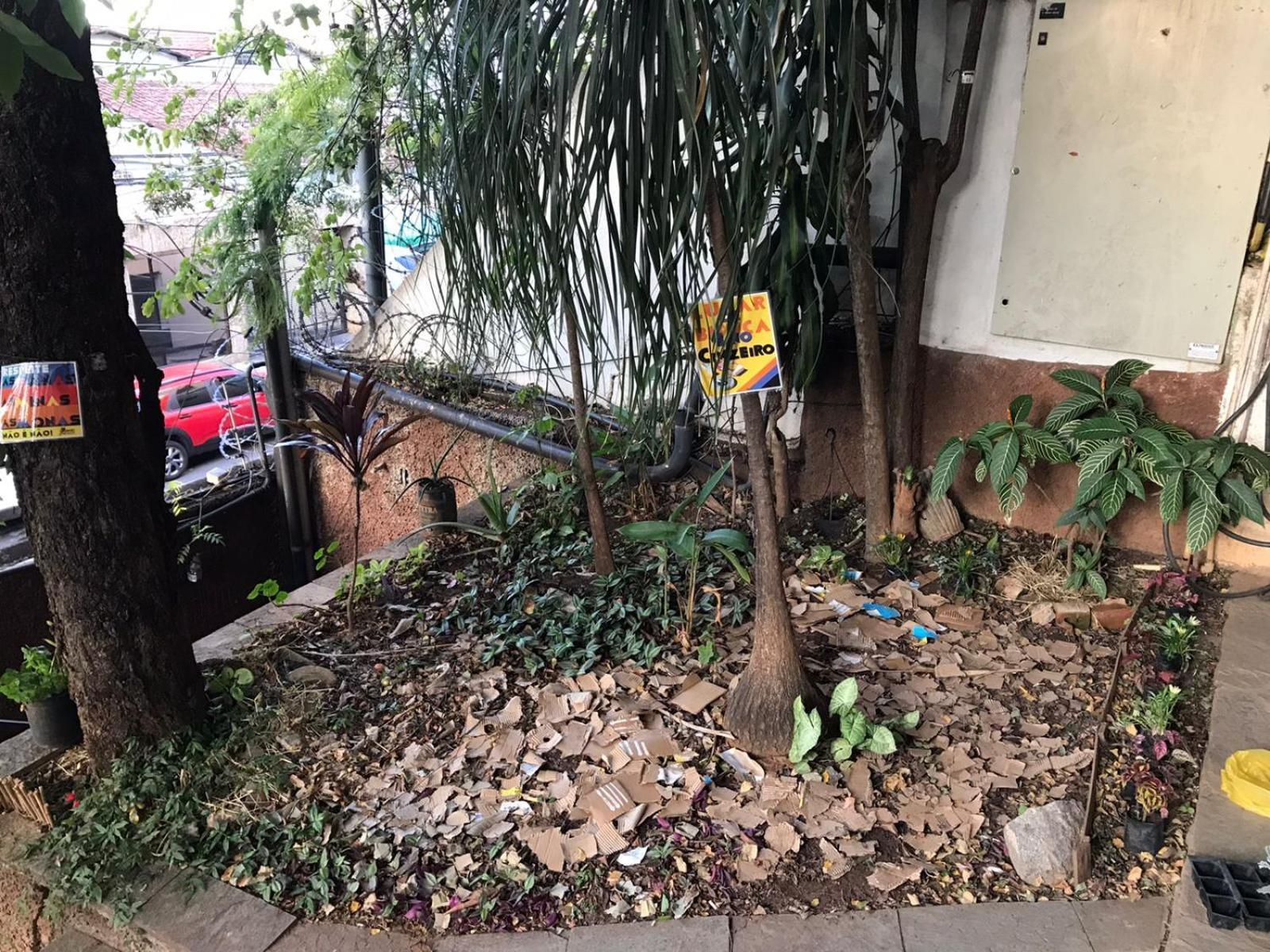 Rock! And Hostel เบโลโอรีซอนชี ภายนอก รูปภาพ