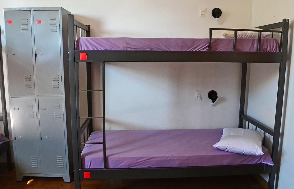 Rock! And Hostel เบโลโอรีซอนชี ภายนอก รูปภาพ